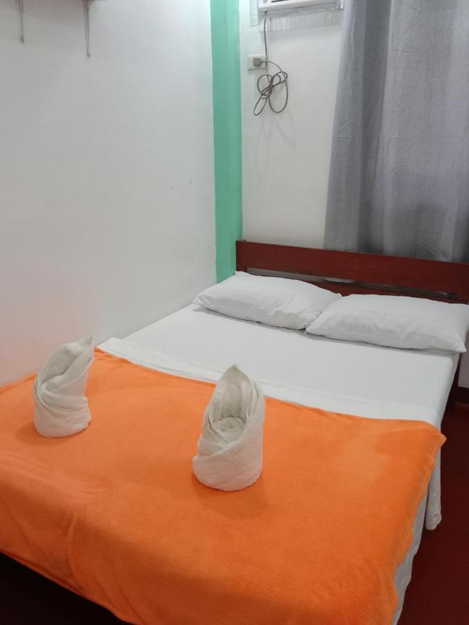 Abba Homestay General Luna (Surigao del Norte) Quarto foto